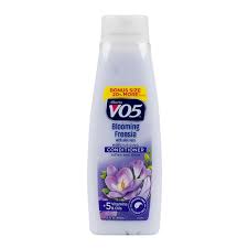 ACONDICIONADOR ALBERTO VO5 BLOOMING FREESIA 443 ML