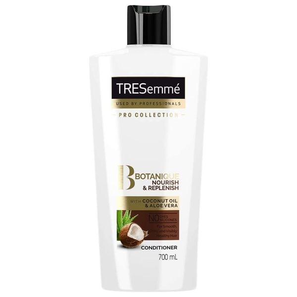 ACONDICIONADOR TRESEMME BOTANIQUE NOURISH & REPLENISH 700 ML