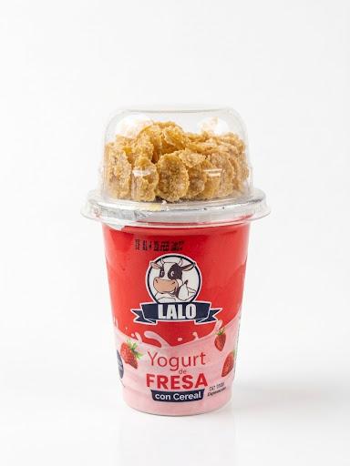 YOGURT DE FRESA CON CEREAL LALO
